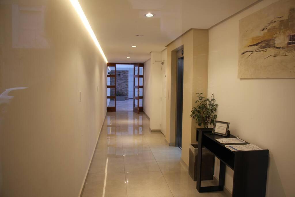 Con Patio Exclusivo - Centro Paris - Excelente *
